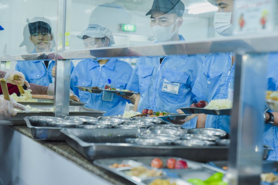 2. Xây dựng thực đơn khoa học và cân bằng - Chìa khóa cho sức khỏe người lao động